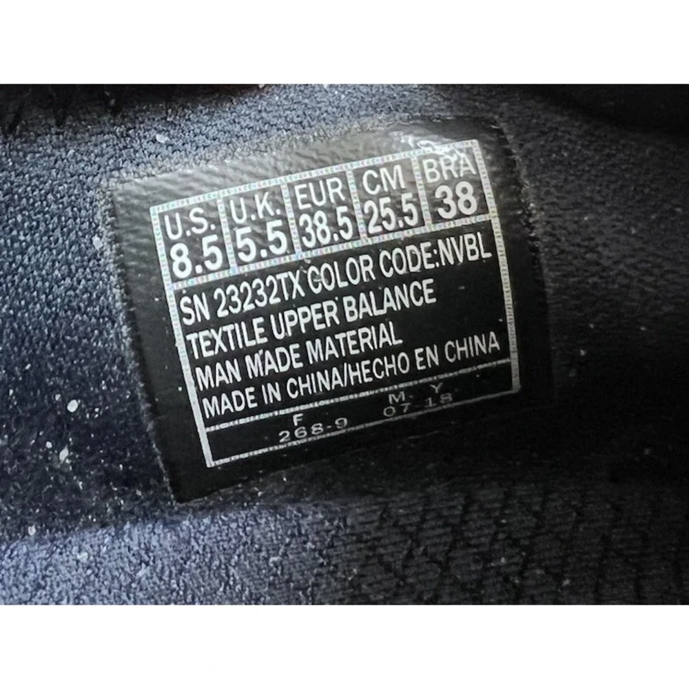 Skechers Shoes Women's 8.5 Blue Relaxed Fit Slip On Air‎ Cooled Memory Foam Knit
